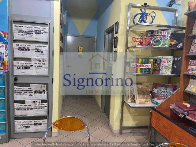 Locale Commerciale in vendita a Melilli, Sicilia