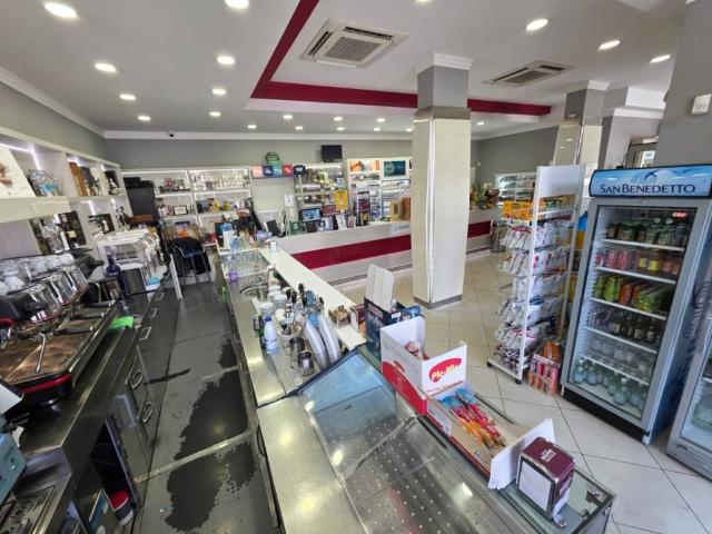 Locale Commerciale in vendita a Annà di Melito, Calabria