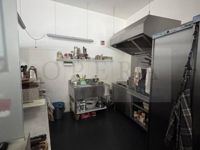 Locale Commerciale in vendita a Burggrafenamt - Burgraviato, Merano - Meran