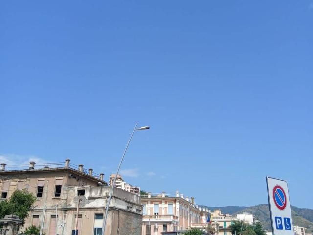 Locale Commerciale in vendita a III Circoscrizione, Messina