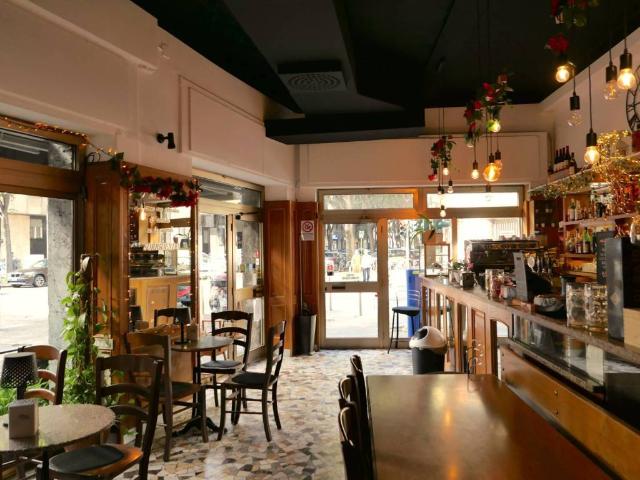 Locale Commerciale in vendita a Città Studi, Milano