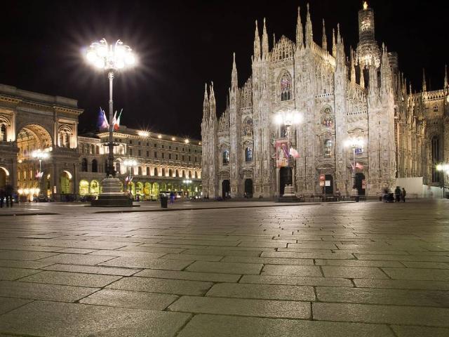 Locale Commerciale in vendita a Municipio 1, Milano