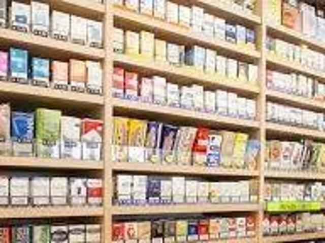 Locale Commerciale in vendita a Centro Storico, Modena