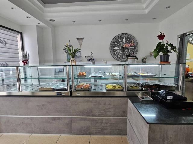Locale Commerciale in vendita a Modica, Sacro Cuore