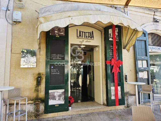 Locale Commerciale in vendita a Modica, Dente