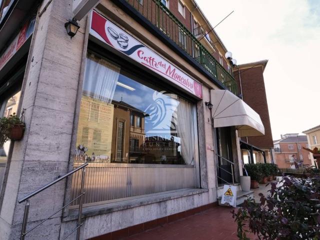 Locale Commerciale in vendita a Piemonte, Asti