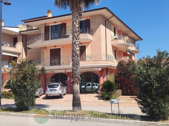 Locale Commerciale in vendita a Stella, Marche