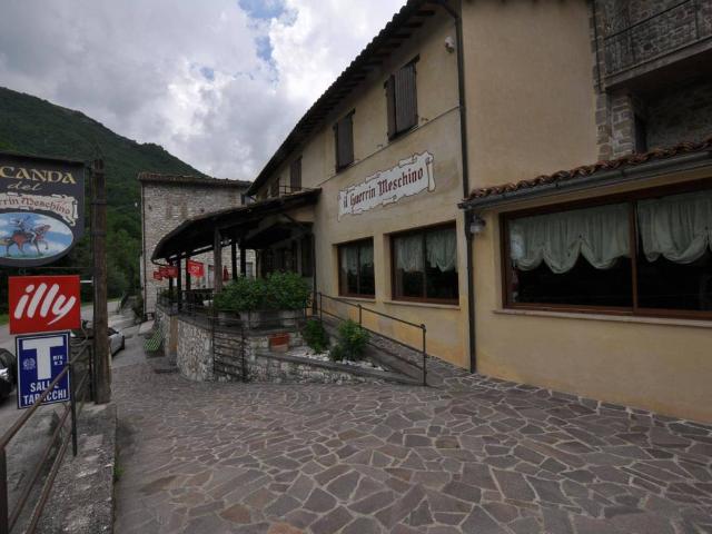 Locale Commerciale in vendita a Marche, Ascoli Piceno