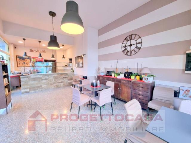 Locale Commerciale in vendita a Marche, Ascoli Piceno