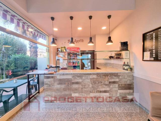 Locale Commerciale in vendita a Marche, Ascoli Piceno