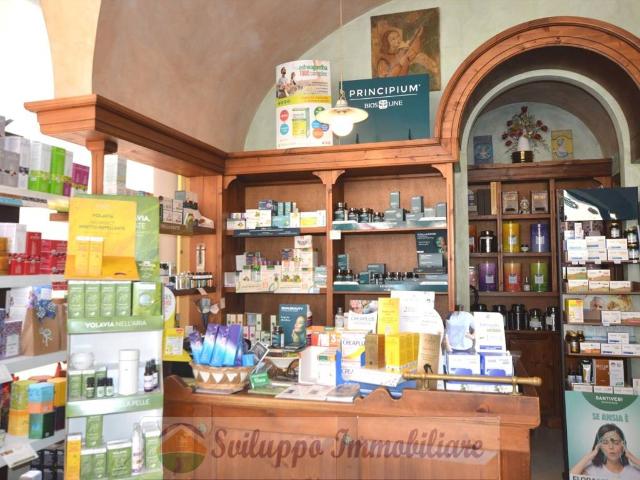Locale Commerciale in vendita a Centobuchi, Monteprandone