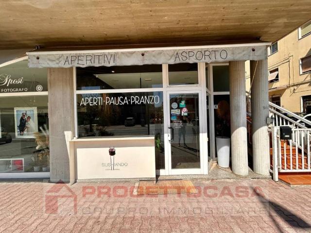 Locale Commerciale in vendita a Centobuchi, Monteprandone