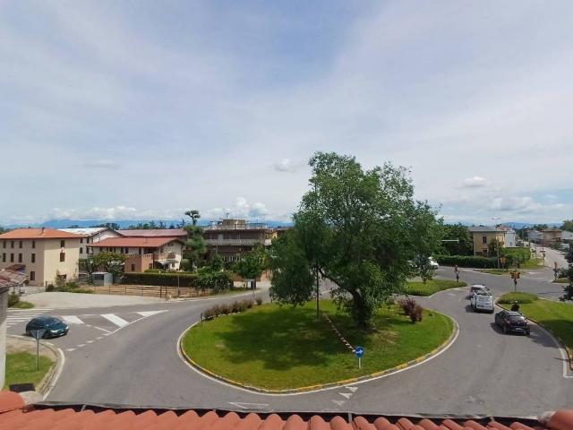 Locale Commerciale in vendita a Mortegliano, Friuli-Venezia Giulia