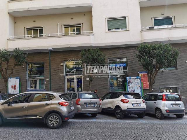 Locale Commerciale in vendita a Municipalità 1, Campania