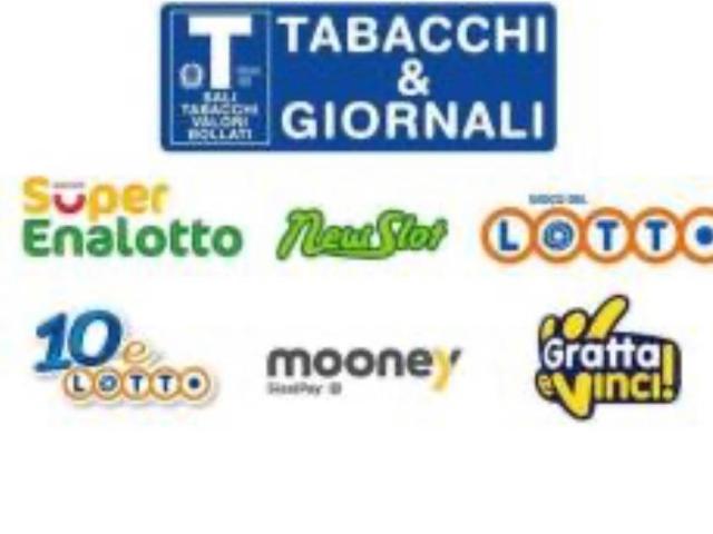 Locale Commerciale in vendita a Municipalità 1, Campania