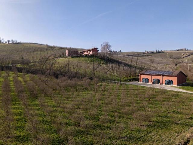 Locale Commerciale in vendita a Piemonte, Asti