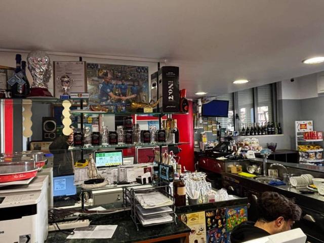 Locale Commerciale in vendita a San Clemente, Nocera Superiore