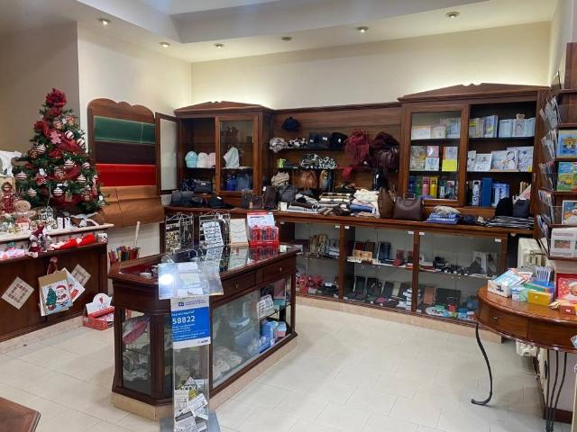 Locale Commerciale in vendita a Unione di comuni Valmarecchia, Novafeltria