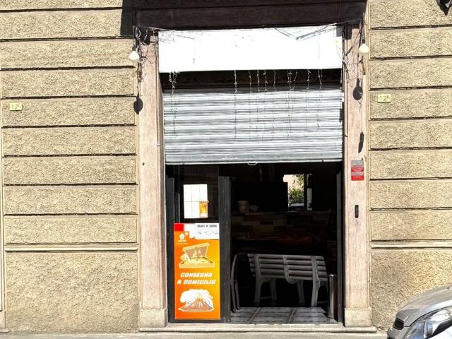 Locale Commerciale in vendita a Sacro Cuore, Piemonte