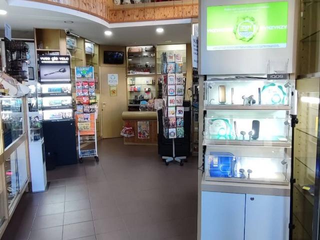 Locale Commerciale in vendita a Sacro Cuore, Piemonte