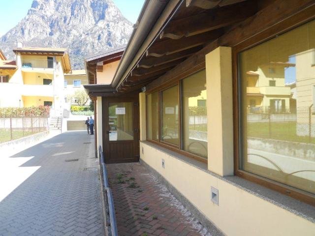 Locale Commerciale in vendita a Campo Mezzola, Novate Mezzola