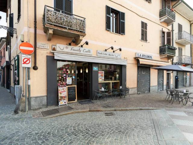 Locale Commerciale in vendita a Piemonte, Torino