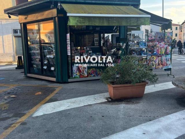 Locale Commerciale in vendita a Neghelli, Orbetello