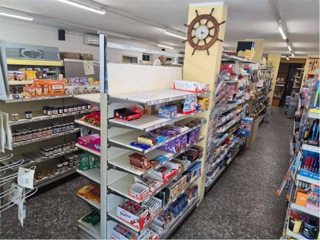 Locale Commerciale in vendita a Piemonte, Verbano-cusio-ossola