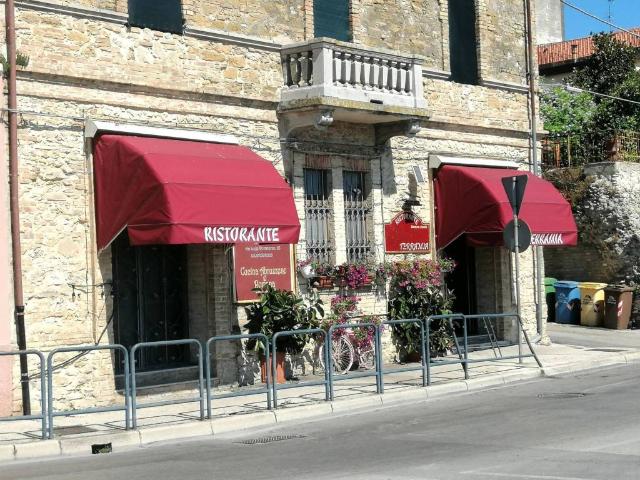 Locale Commerciale in vendita a Fonte Grande, Ortona