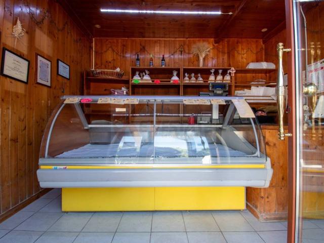 Locale Commerciale in vendita a Osilo, Sardigna/Sardegna