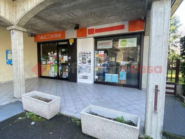 Locale Commerciale in vendita a Osio Sotto, Lombardia