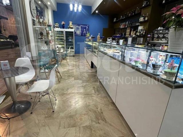 Locale Commerciale in vendita a Puglia, Brindisi