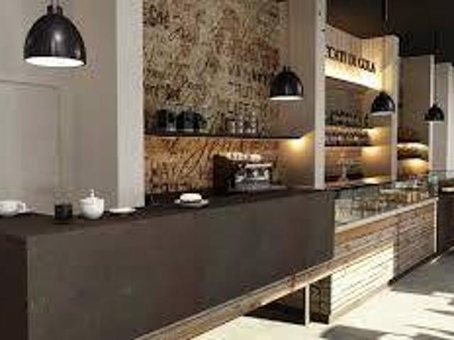 Locale Commerciale in vendita a Camin, Padova