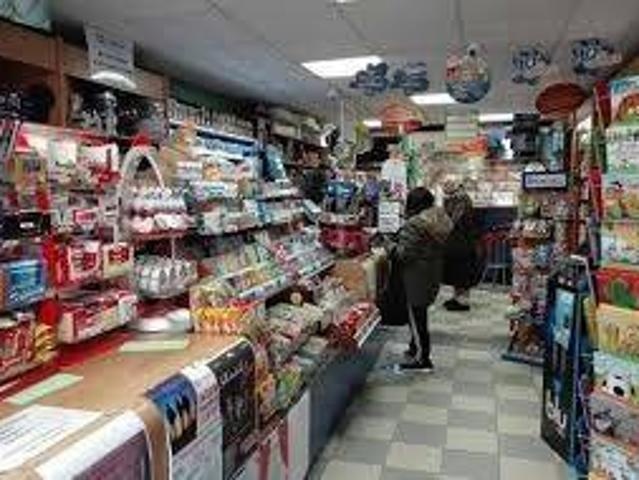 Locale Commerciale in vendita a Camin, Padova