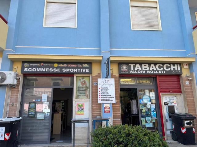 Locale Commerciale in vendita a VII Circoscrizione, Palermo