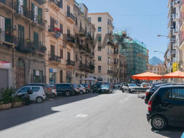 Locale Commerciale in vendita a V Circoscrizione, Palermo