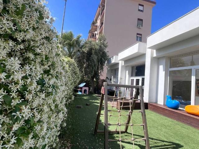 Locale Commerciale in vendita a VII Circoscrizione, Palermo