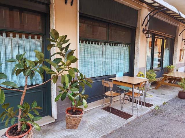 Locale Commerciale in vendita a San Martino, Sorbolo