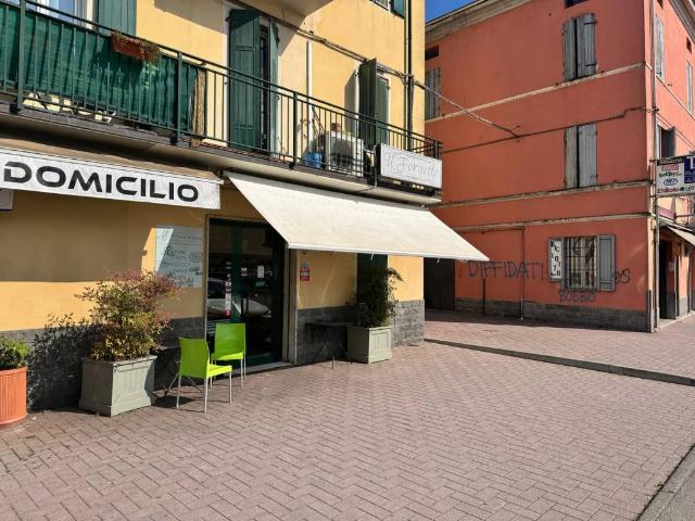 Locale Commerciale in vendita a San Martino, Sorbolo