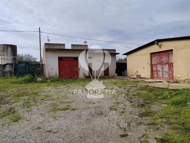 Locale Commerciale in vendita a Partinico, Sicilia