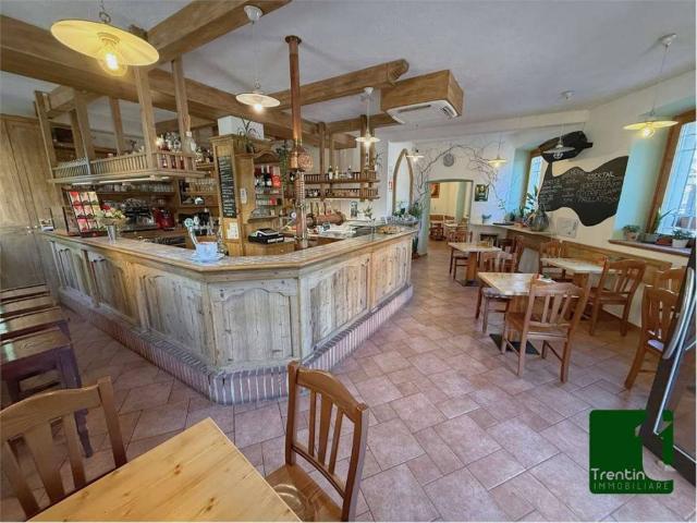 Locale Commerciale in vendita a Comunità Alta Valsugana e Bersntol, Pergine Valsugana