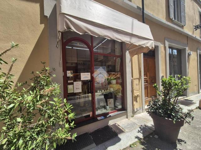 Locale Commerciale in vendita a Piacenza, Reggio Emilia