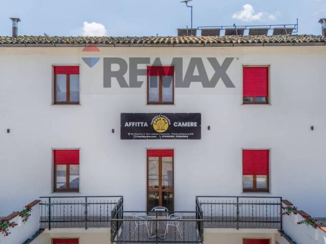 Locale Commerciale in vendita a Piadena, Lombardia