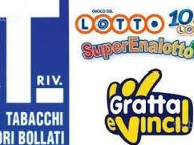 Locale Commerciale in vendita a Piano Di Sorrento, Campania