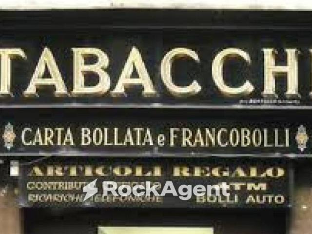 Locale Commerciale in vendita a Quartiere Sant'Anna, Piove Di Sacco