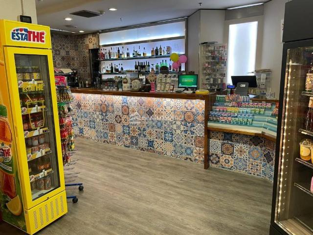 Locale Commerciale in vendita a Comunità montana del Sebino bresciano, Pisogne