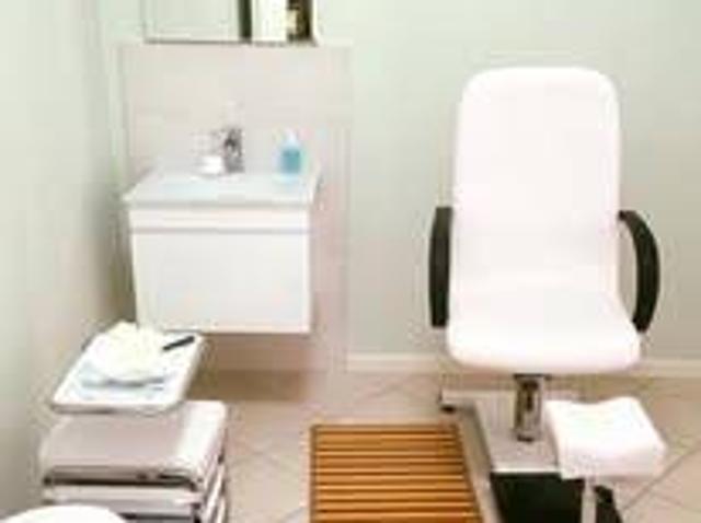 Locale Commerciale in vendita a Pizzighettone, Lombardia