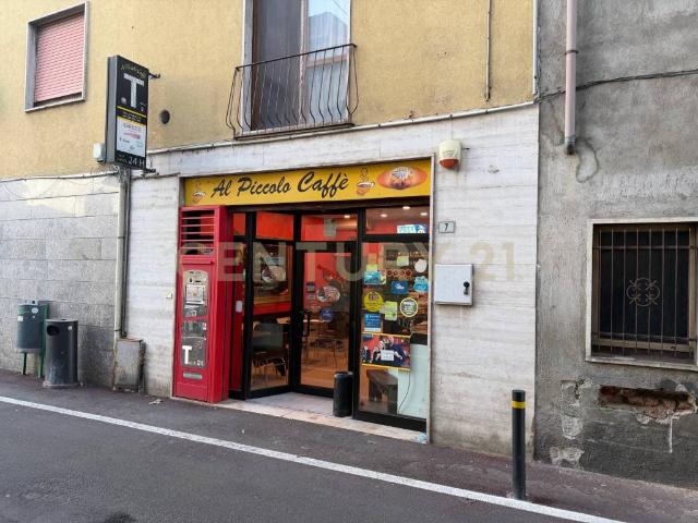 Locale Commerciale in vendita a Pogliano Milanese, Lombardia