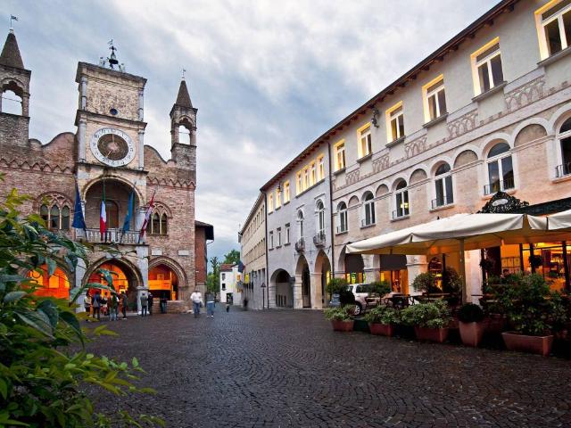 Locale Commerciale in vendita a San Gregorio, Pordenone