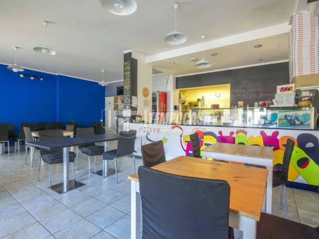 Locale Commerciale in vendita a Faleriense, Marche